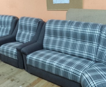 Tapacirani kućni nameštaj