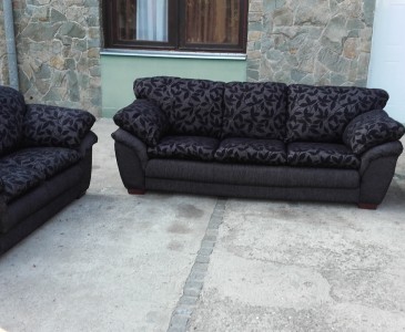 Tapacirani kućni nameštaj